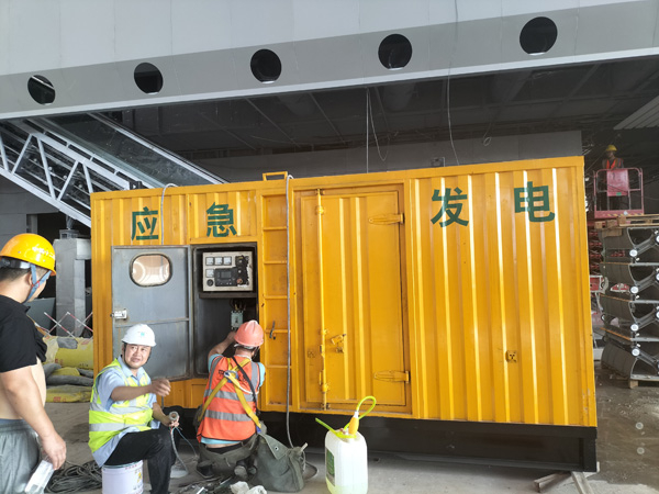 上高怎样判断空气滤清器是否需要更换？